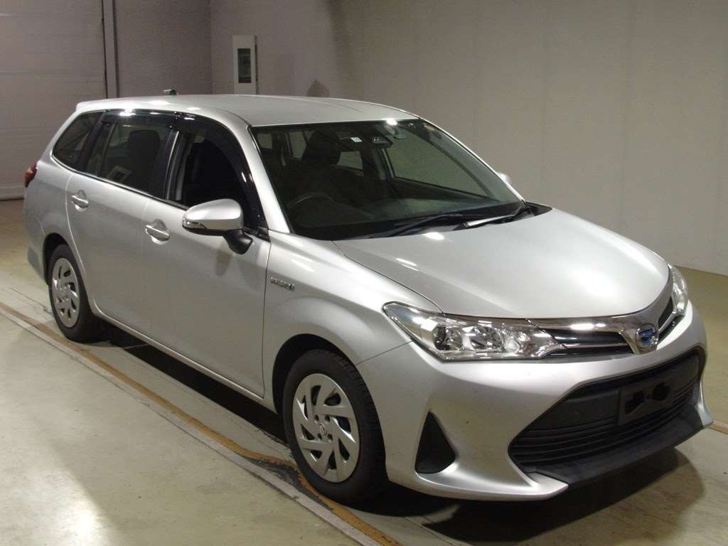 2019 Toyota Corolla Fielder NKE165G[2]