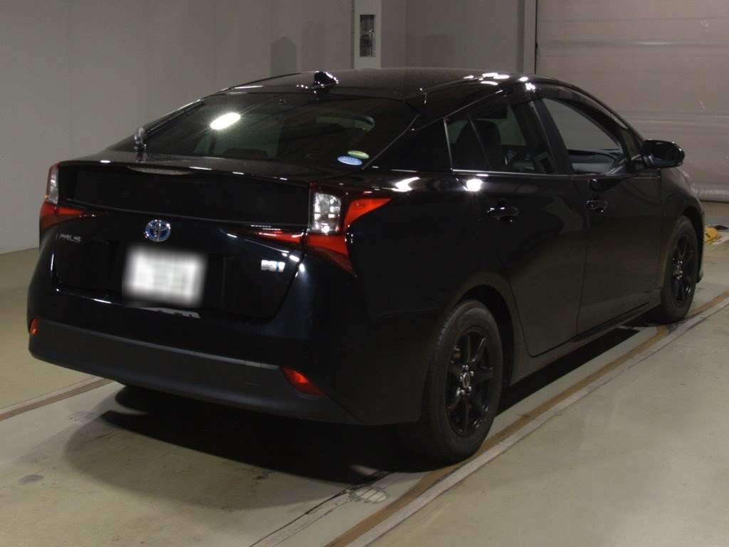 2021 Toyota Prius ZVW51[1]