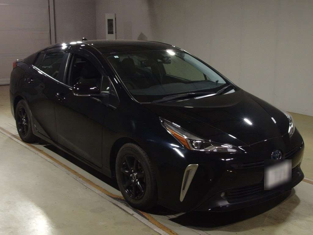 2021 Toyota Prius ZVW51[2]