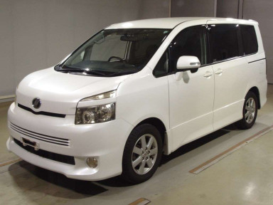 2007 Toyota Voxy