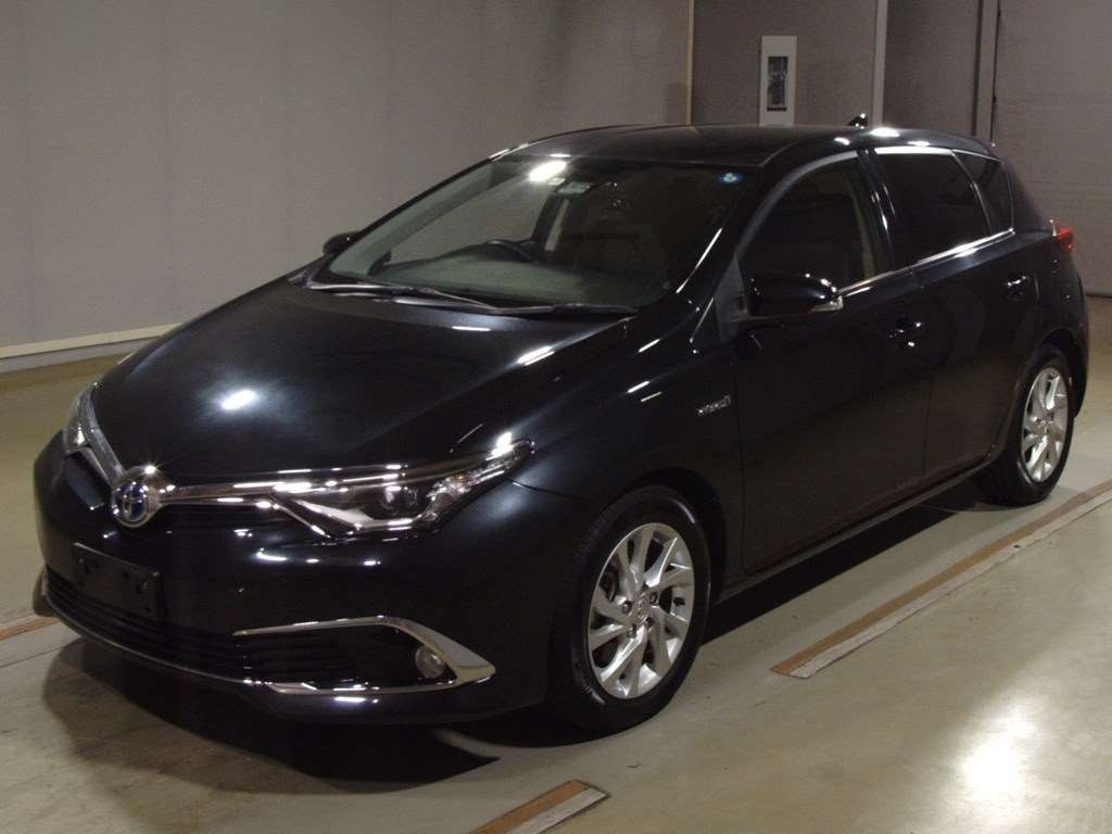 2017 Toyota Auris ZWE186H[0]