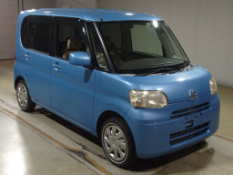 2009 Daihatsu Tanto