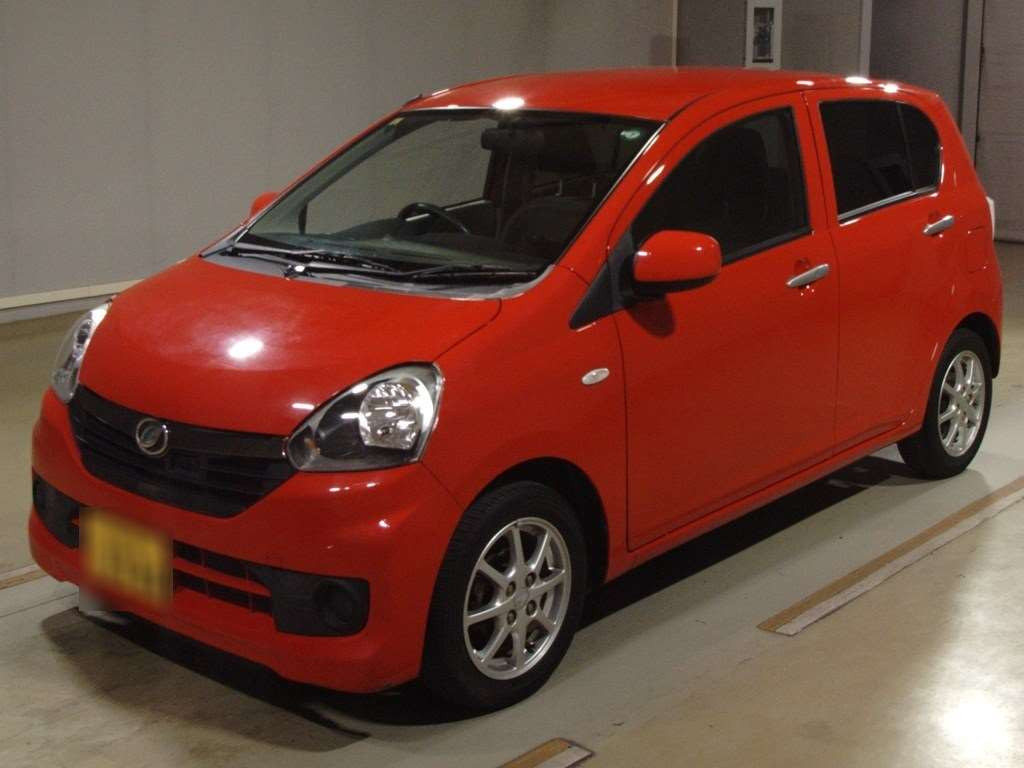 2016 Daihatsu Mira es LA300S[0]