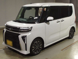 2023 Daihatsu Tanto Custom