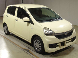 2013 Daihatsu Mira es