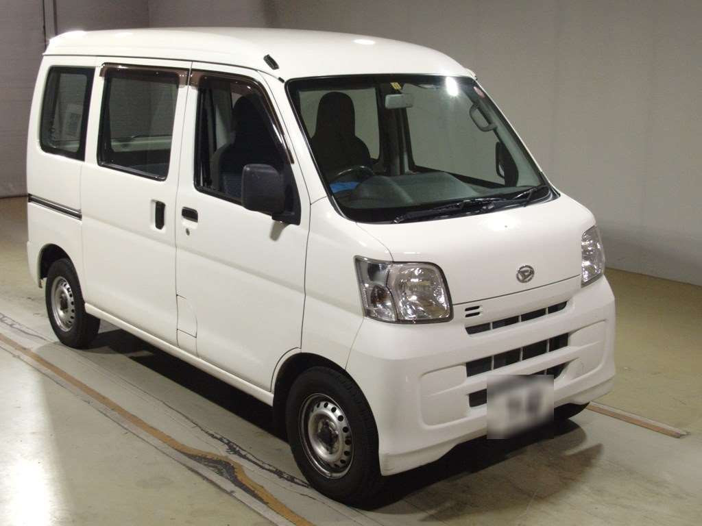 2016 Daihatsu Hijet Cargo S331V[2]