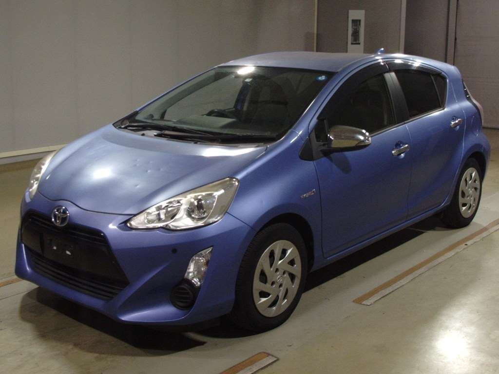 2015 Toyota Aqua NHP10[0]