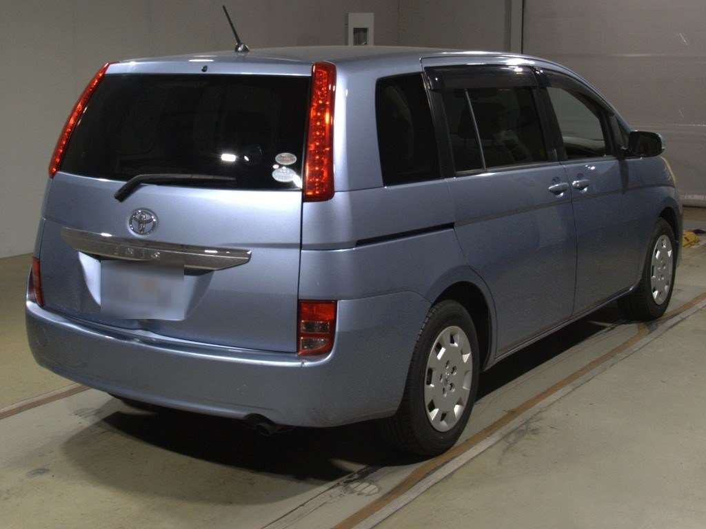 2008 Toyota Isis ZNM10G[1]