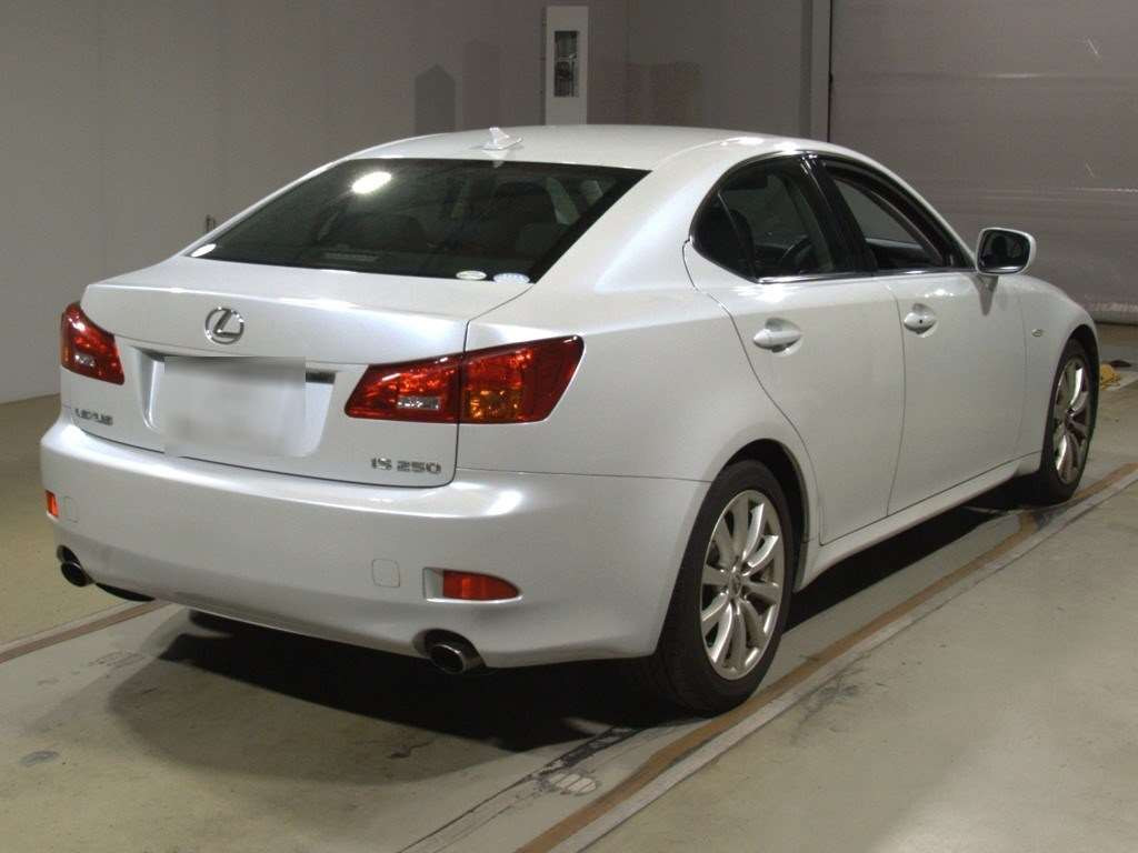 2008 Lexus IS GSE20[1]