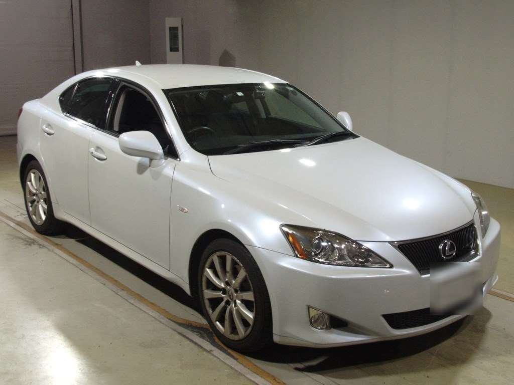 2008 Lexus IS GSE20[2]