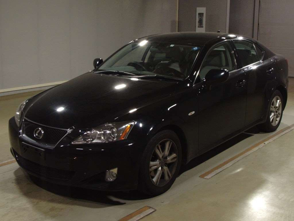 2005 Lexus IS GSE20[0]