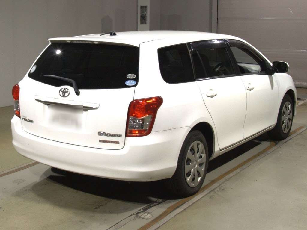 2010 Toyota Corolla Fielder NZE141G[1]