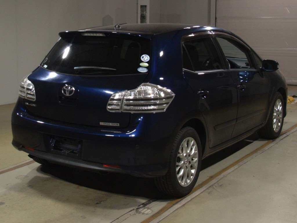 2009 Toyota Blade AZE156H[1]