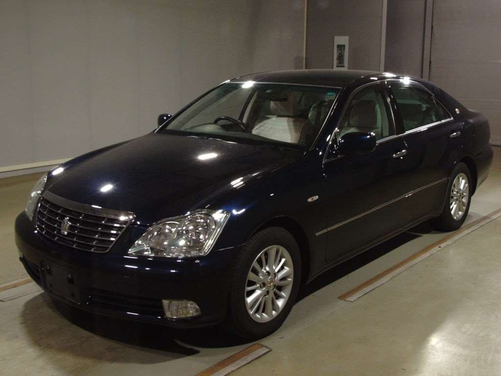 2004 Toyota Crown GRS180[0]