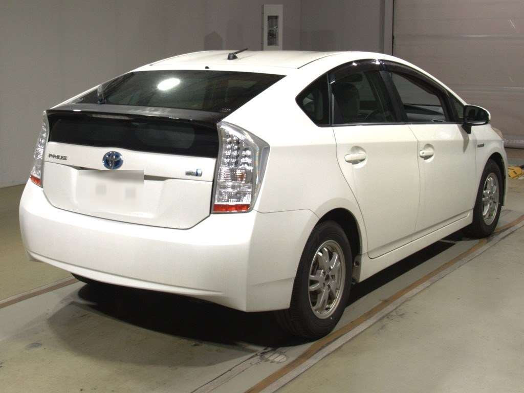 2011 Toyota Prius ZVW30[1]