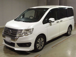 2013 Honda Step WGN Spada