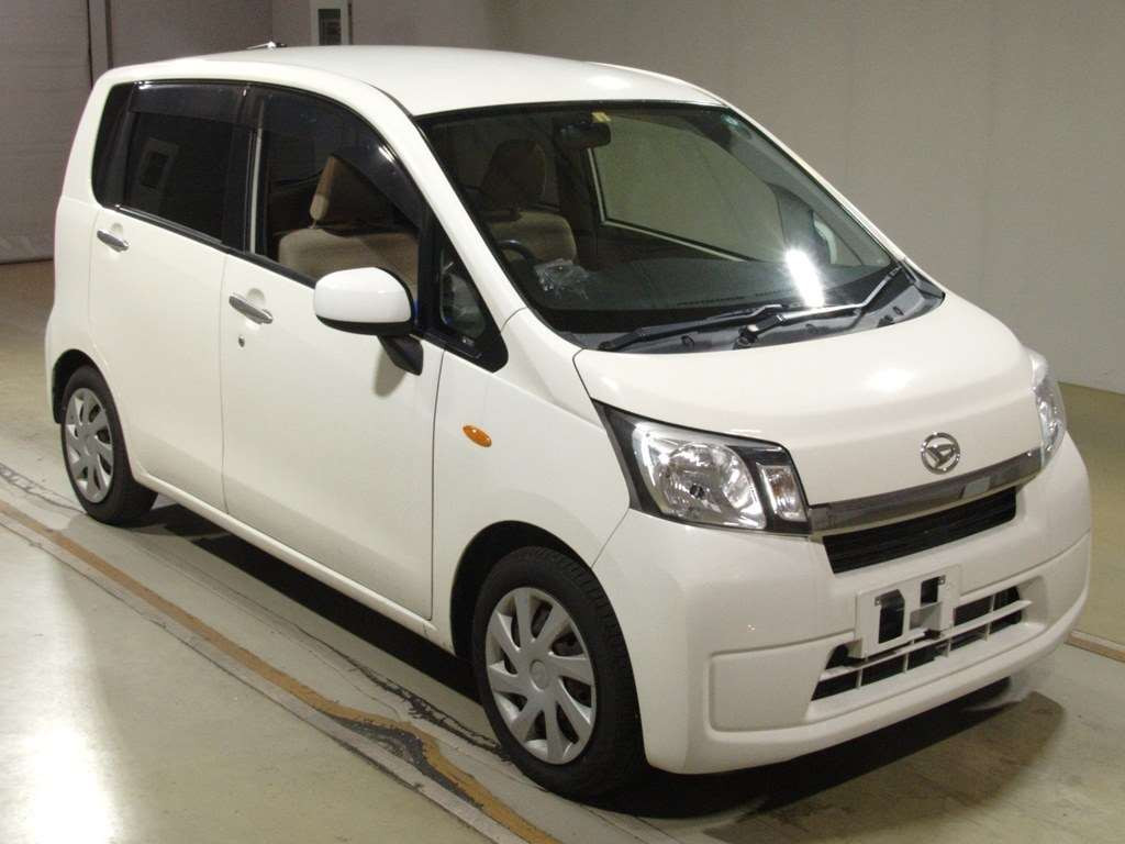 2013 Daihatsu Move LA100S[2]