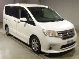 2011 Nissan Serena