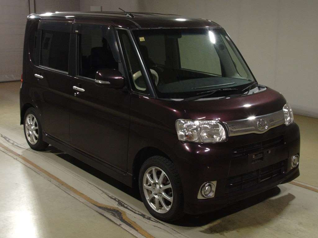 2012 Daihatsu Tanto L375S[2]