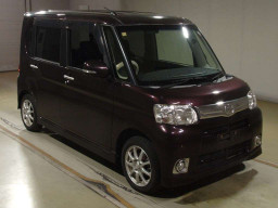 2012 Daihatsu Tanto