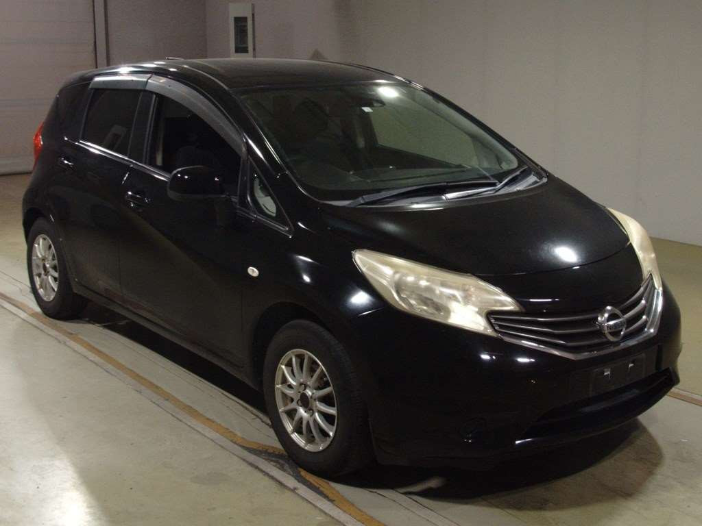 2014 Nissan Note E12[2]