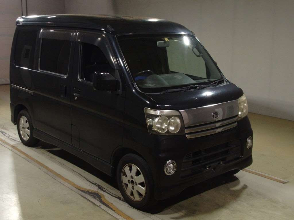 2006 Daihatsu Atrai Wagon S320G[2]