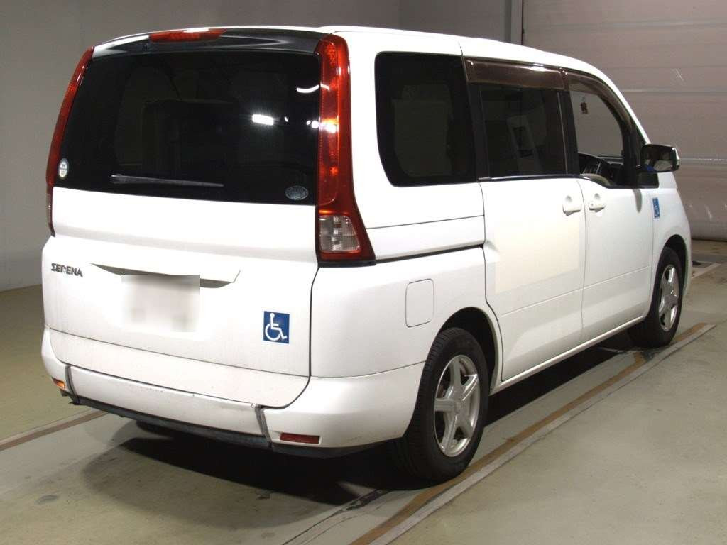 2009 Nissan Serena C25[1]