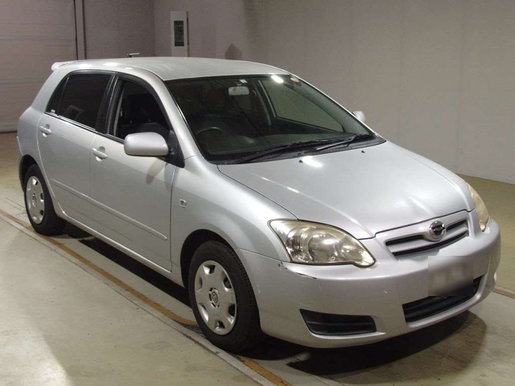 2005 Toyota Corolla Runx NZE121[2]