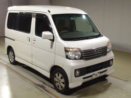 2013 Daihatsu Atrai Wagon