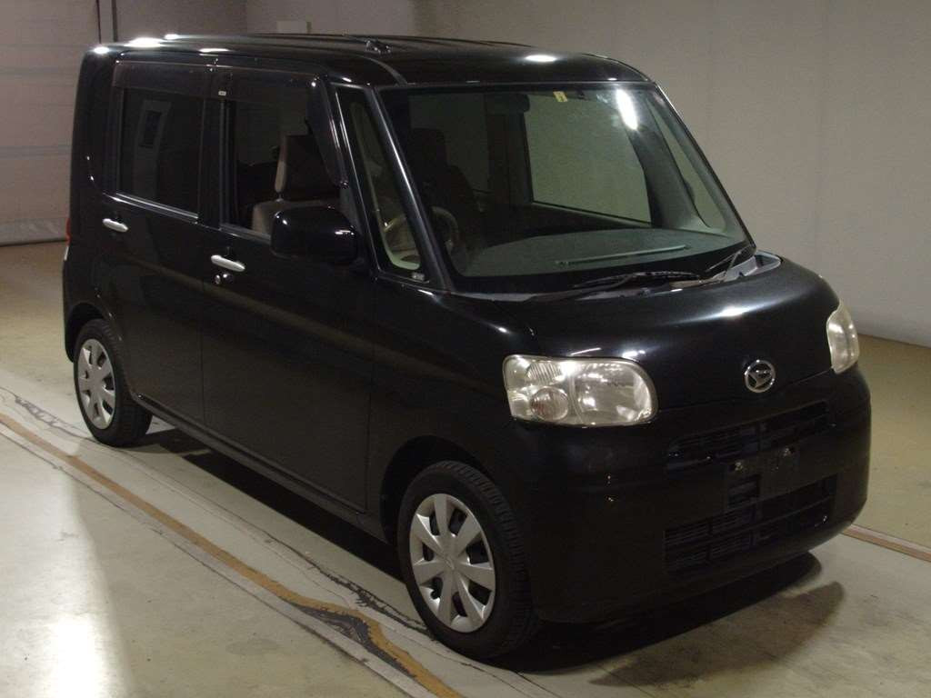 2012 Daihatsu Tanto L375S[2]