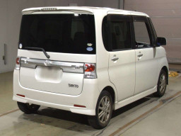 2010 Daihatsu Tanto Custom