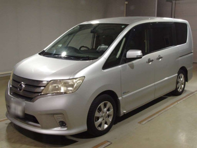 2013 Nissan Serena