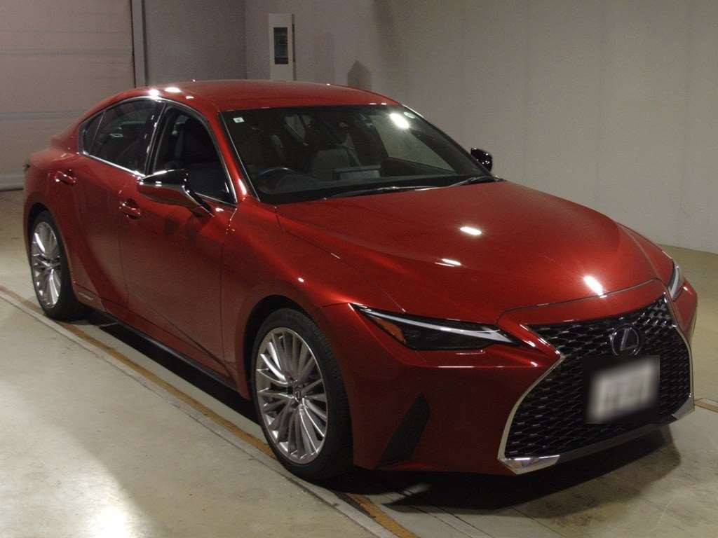 2021 Lexus IS AVE30[2]