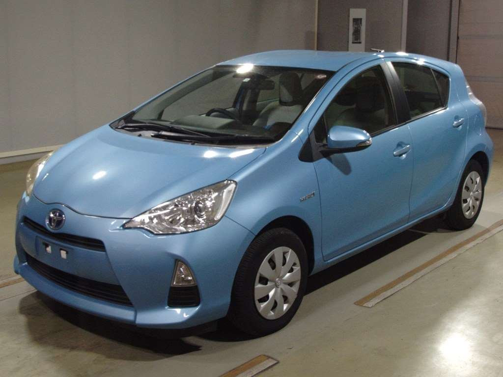 2014 Toyota Aqua NHP10[0]