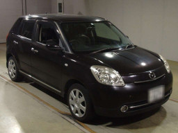 2008 Mazda Verisa