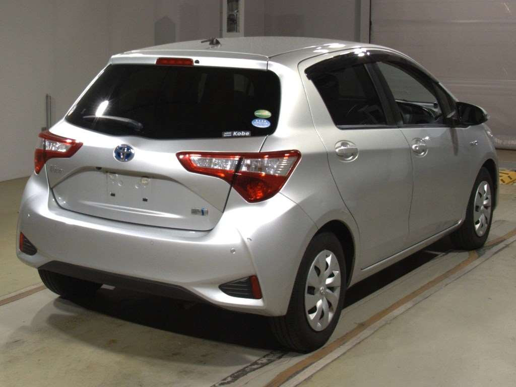 2019 Toyota Vitz NHP130[1]