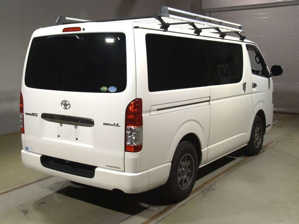 2019 Toyota Regiusace Van GDH201V[1]