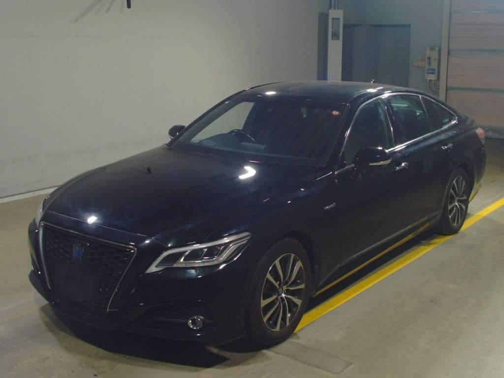 2018 Toyota Crown Hybrid AZSH20[0]