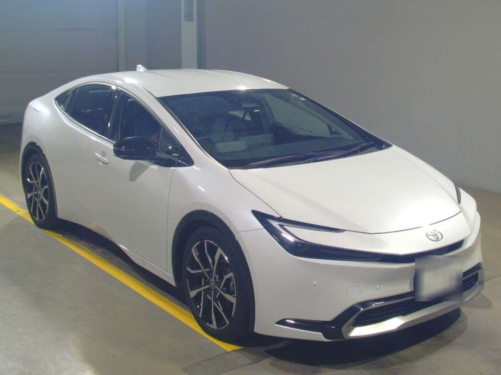 2023 Toyota Prius PHV MXWH61[2]