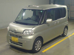 2013 Daihatsu Tanto