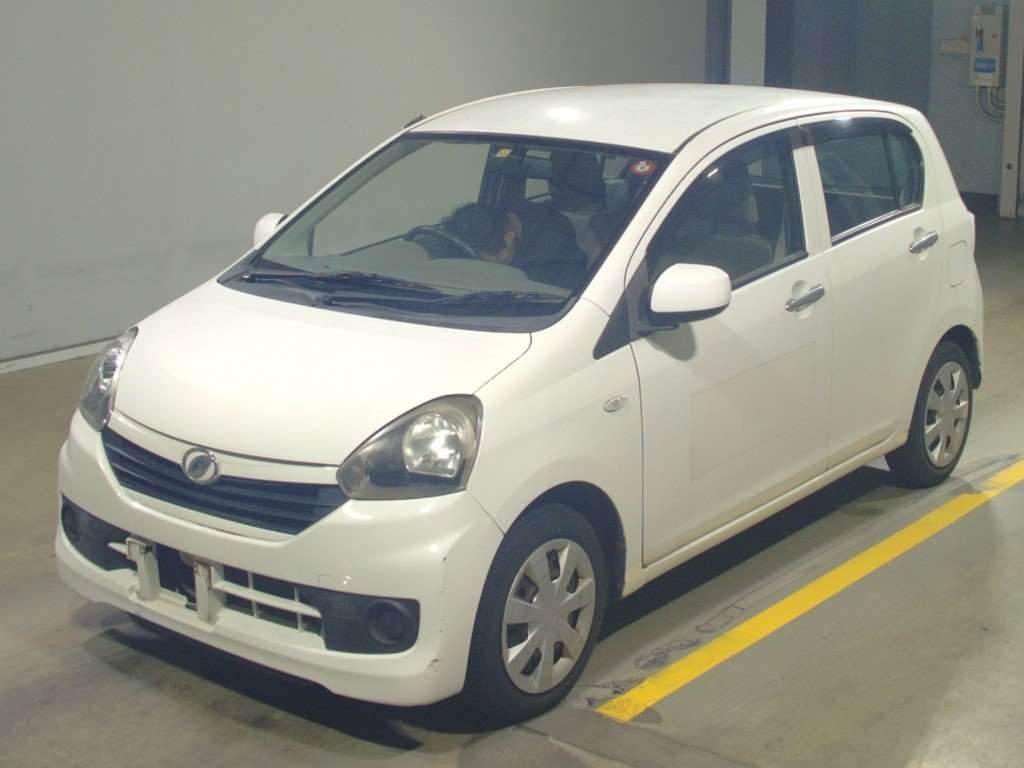 2013 Daihatsu Mira es LA300S[0]