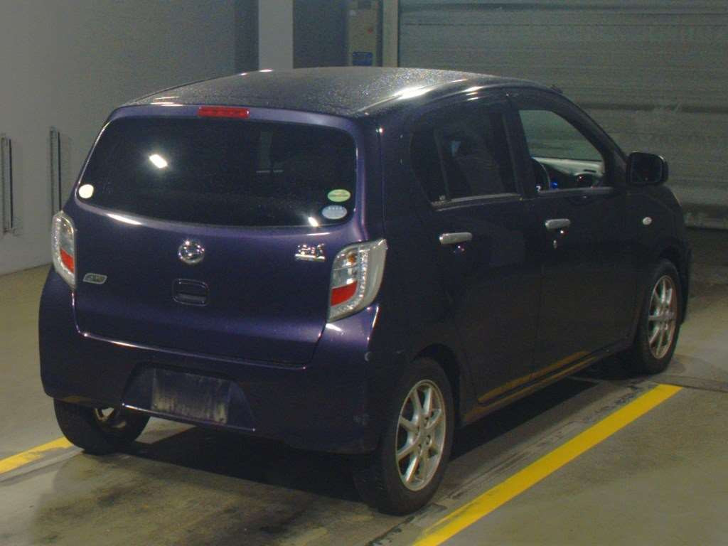 2013 Daihatsu Mira es LA300S[1]