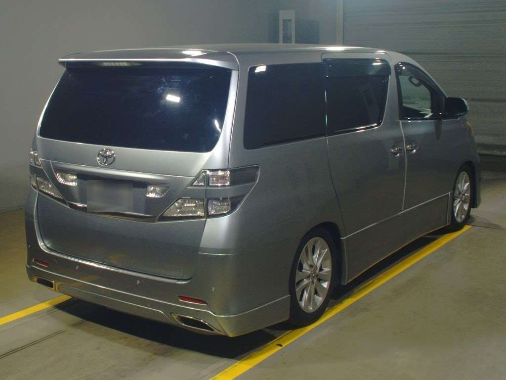 2009 Toyota Vellfire GGH20W[1]