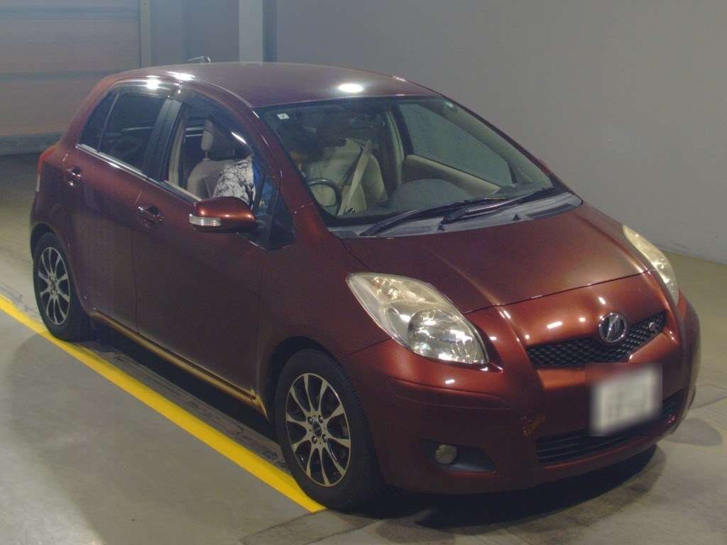 2009 Toyota Vitz NCP91[2]