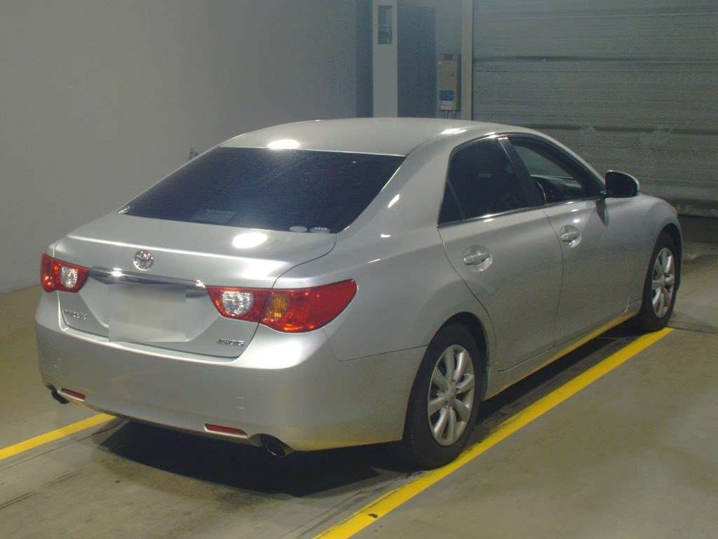 2010 Toyota Mark X GRX130[1]