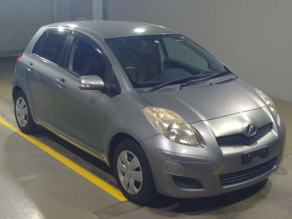 2007 Toyota Vitz SCP90[2]