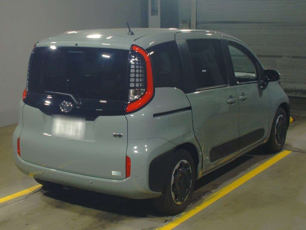 2023 Toyota Sienta MXPL10G[1]