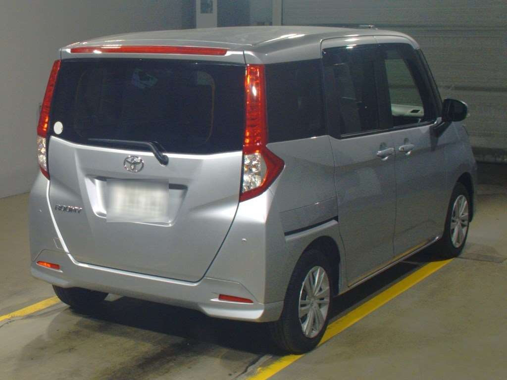 2022 Toyota Roomy M900A[1]