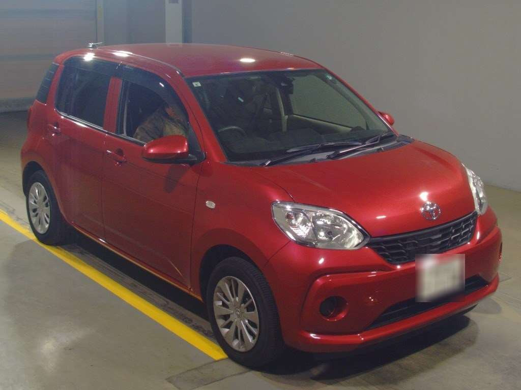 2017 Toyota Passo M700A[2]