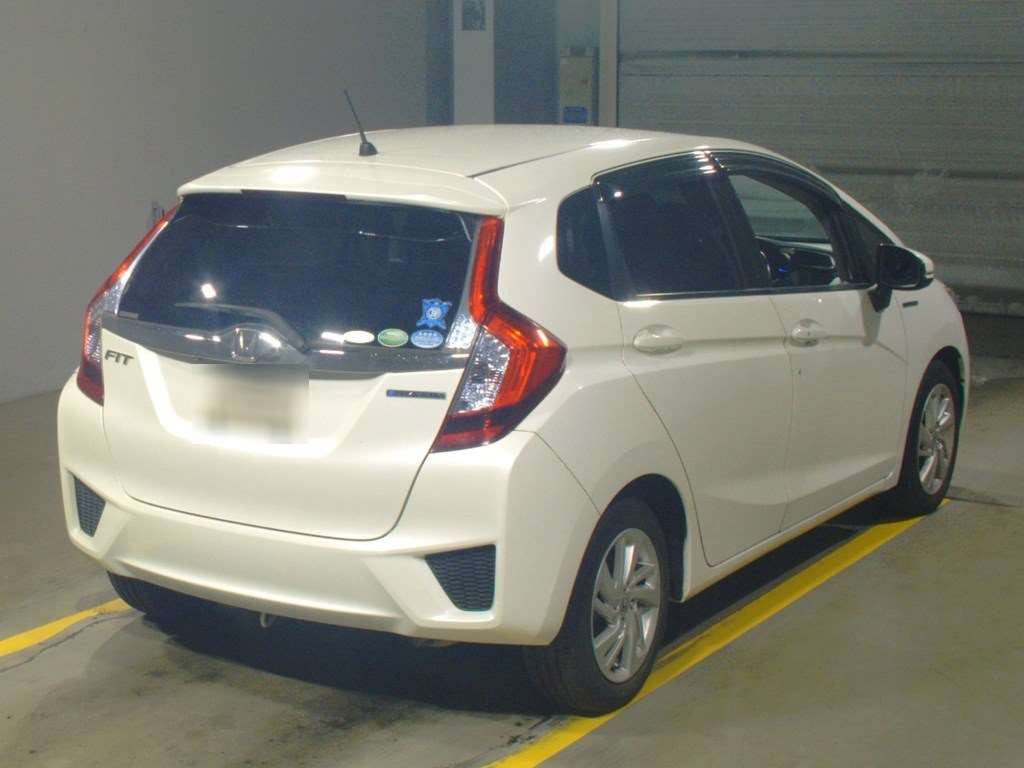 2013 Honda Fit Hybrid GP5[1]